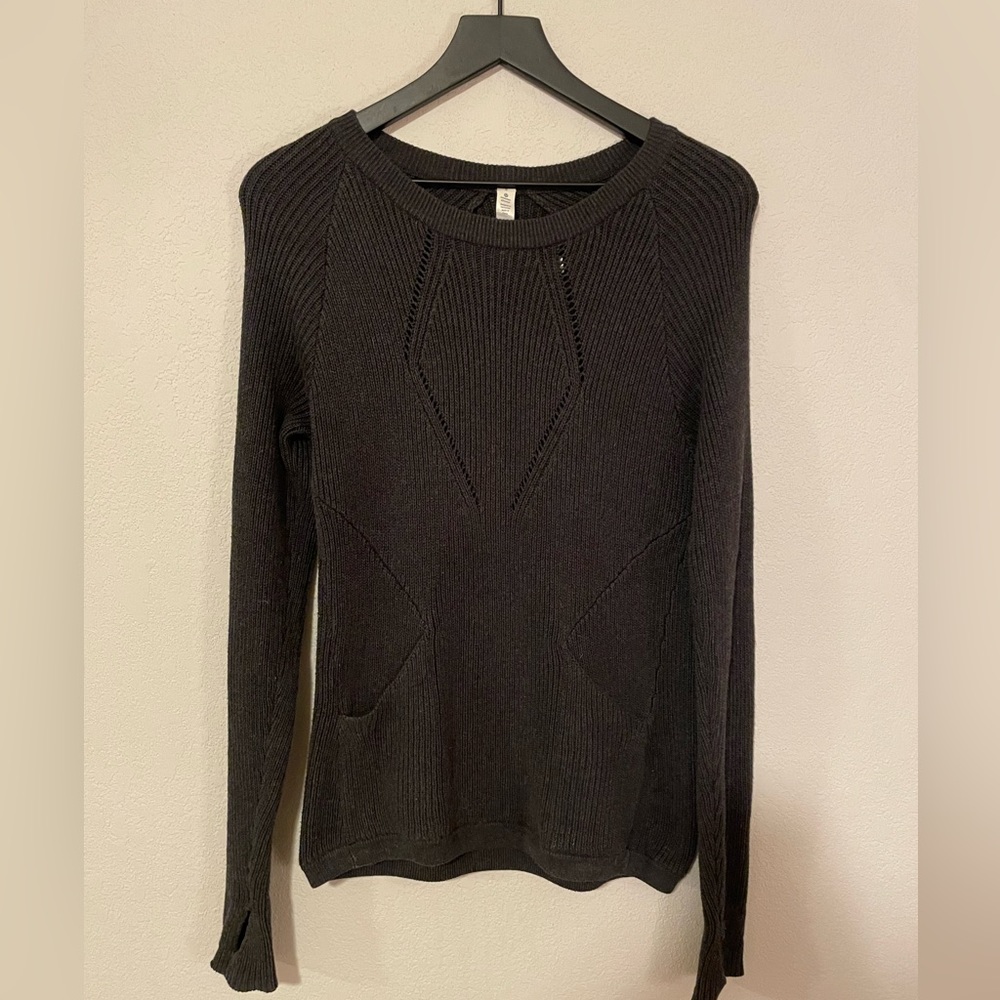 𝅺Lululemon The Better Heathered grey sweater